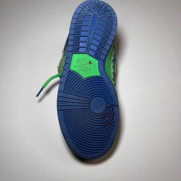 Nike SB Dunk Low Grateful Dead Green Bear Size 6.5 Men’s Rare Sneakers - Picture 8 of 9